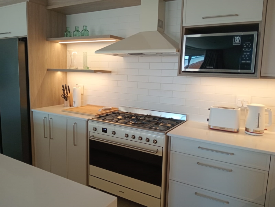 3 Bedroom Property for Sale in Jeffreys Bay Central Eastern Cape